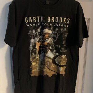 GARTH BROOKS WORLD TOUR CONCERT  BAND TEE